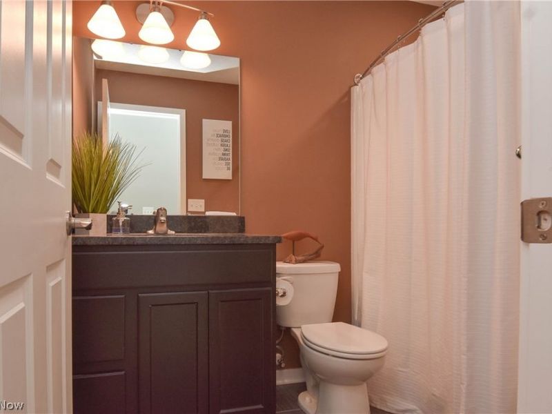 5735 Bridge Avenue, Cleveland, OH 44102 Photo 24
