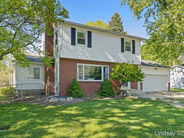 1555 43rd Street SW, Wyoming, MI 49509