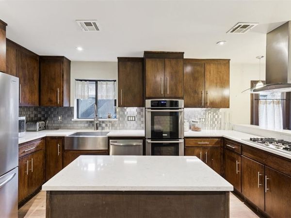 1801 Westminster Place, Nichols Hills, OK 73120
