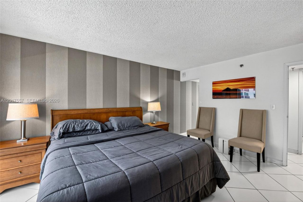 2401 Collins Ave, Unit 1107, Miami Beach, FL 33140 Photo