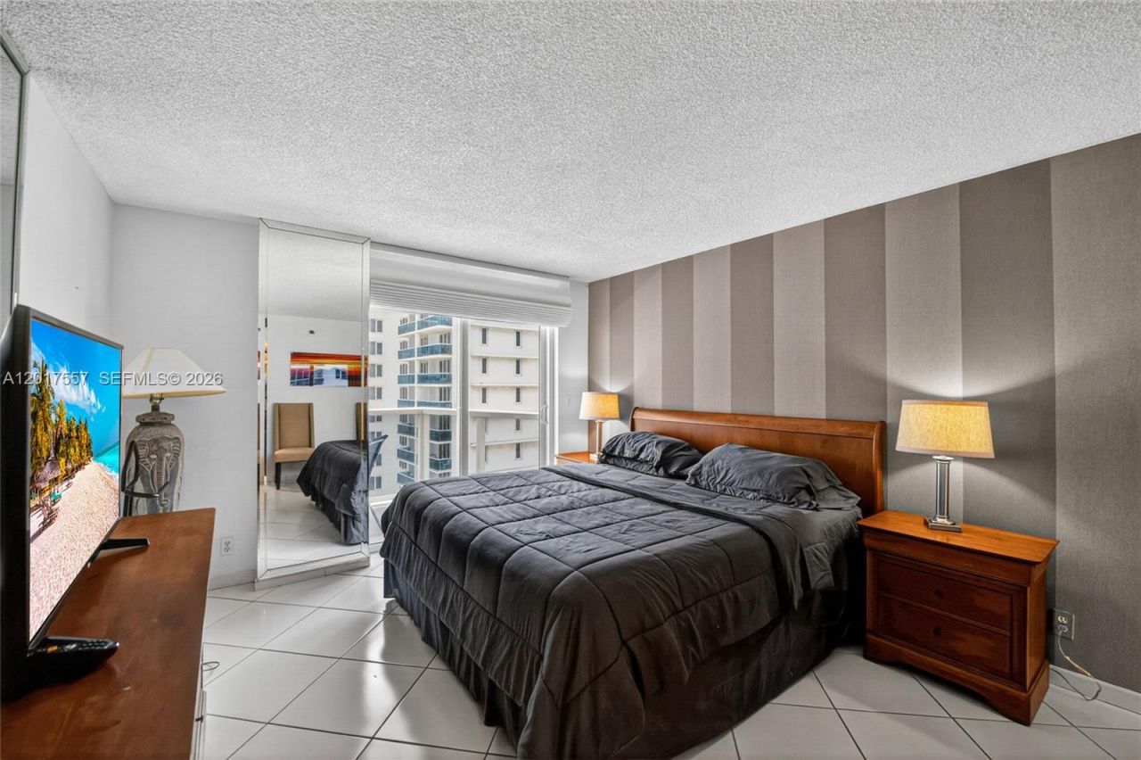 2401 Collins Ave, Unit 1107, Miami Beach, FL 33140 Photo