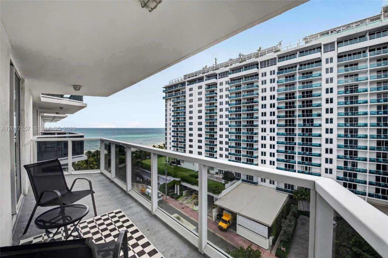 2401 Collins Ave, Unit 1107, Miami Beach, FL 33140 Photo