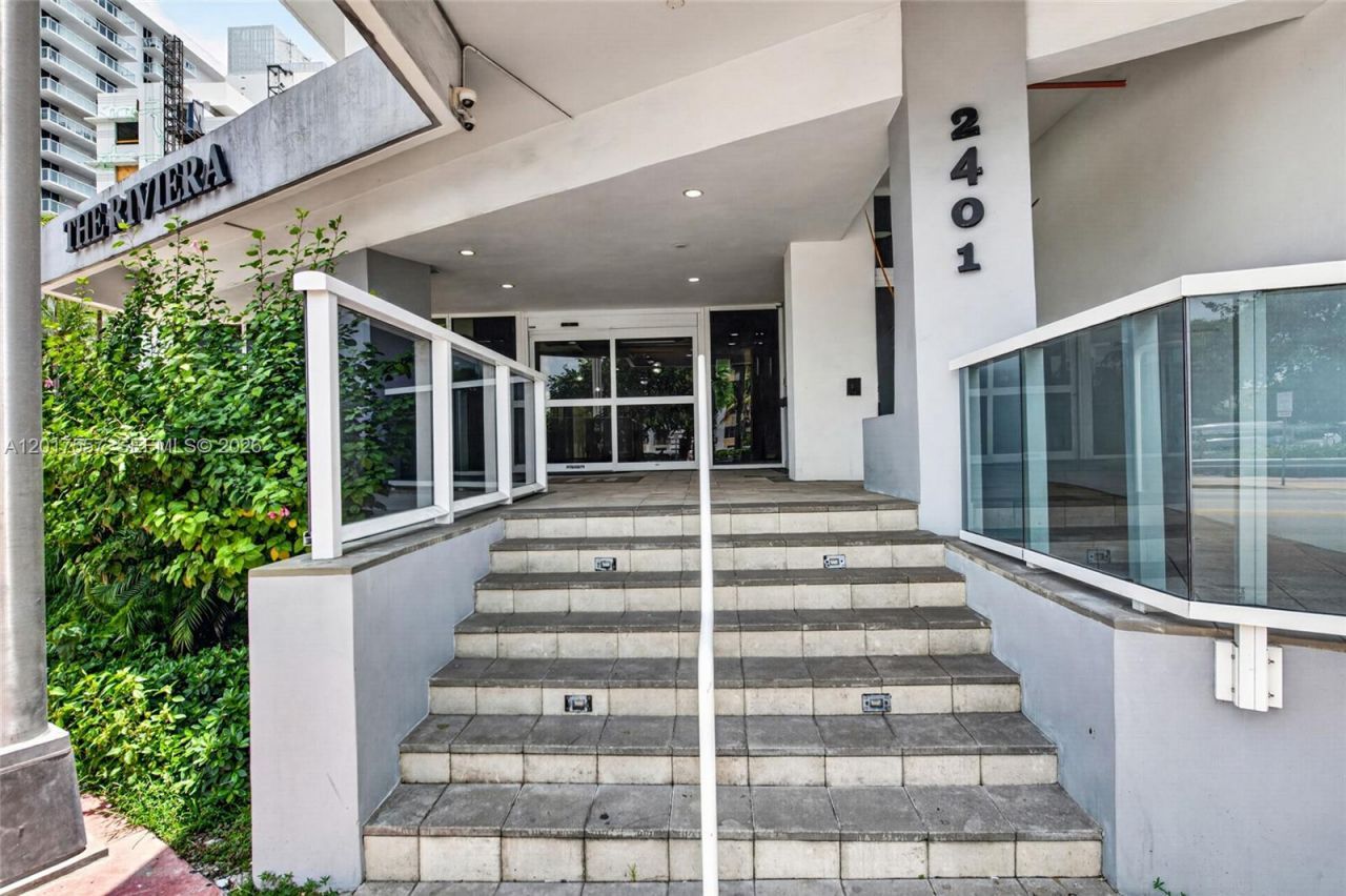 2401 Collins Ave, Unit 1107, Miami Beach, FL 33140 Photo