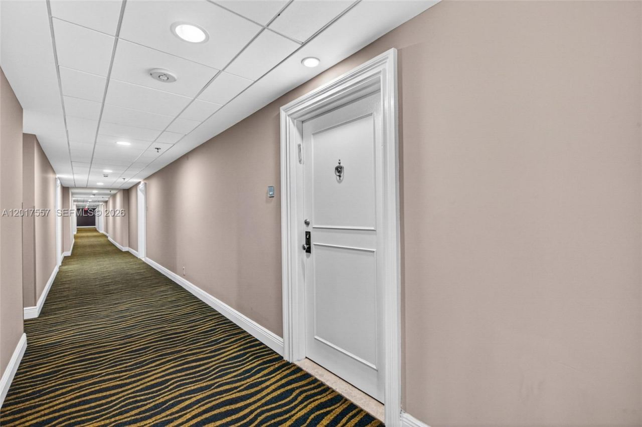 2401 Collins Ave, Unit 1107, Miami Beach, FL 33140 Photo