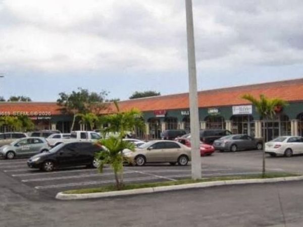 15500 SW 72nd Street , Unit 15556, Kendall, FL 33193