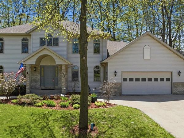 1126 IVES STREET, Marshfield, WI 54449