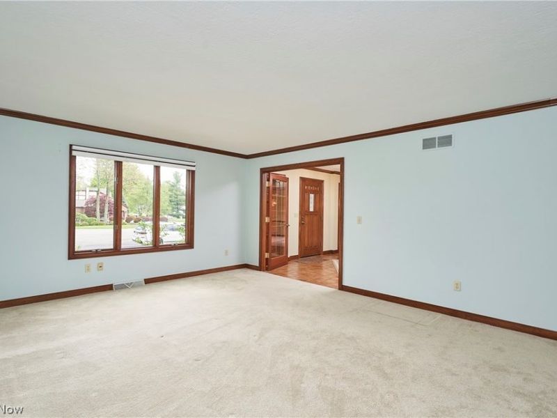 2796 Greenspire Circle, Akron, OH 44333 Photo 11