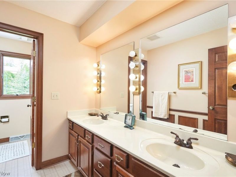 2796 Greenspire Circle, Akron, OH 44333 Photo 27
