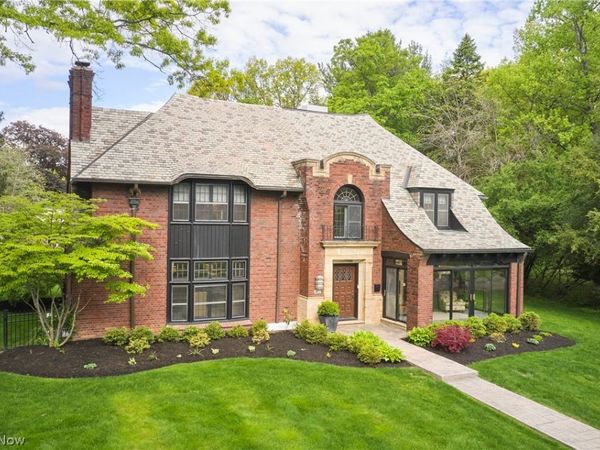 644 Ridgecrest Road , Akron, OH 44303
