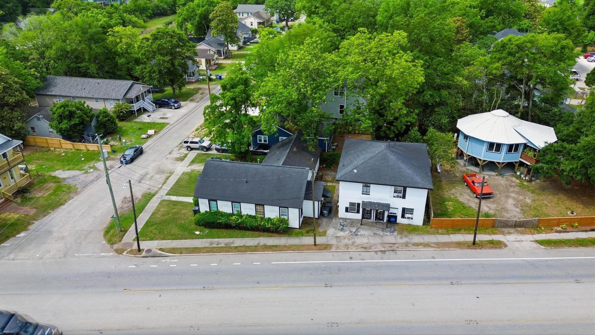 1902 Iris Street Photo 19