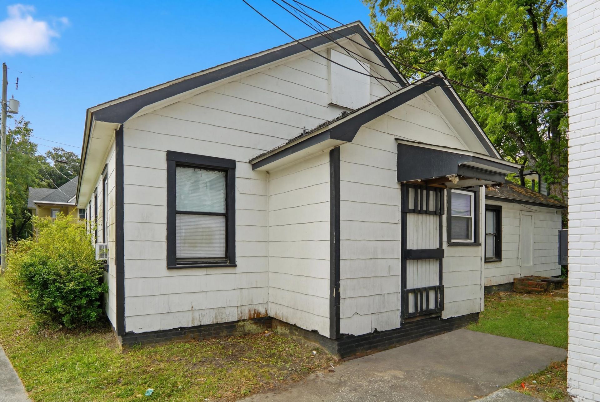 1902 Iris Street Photo 21