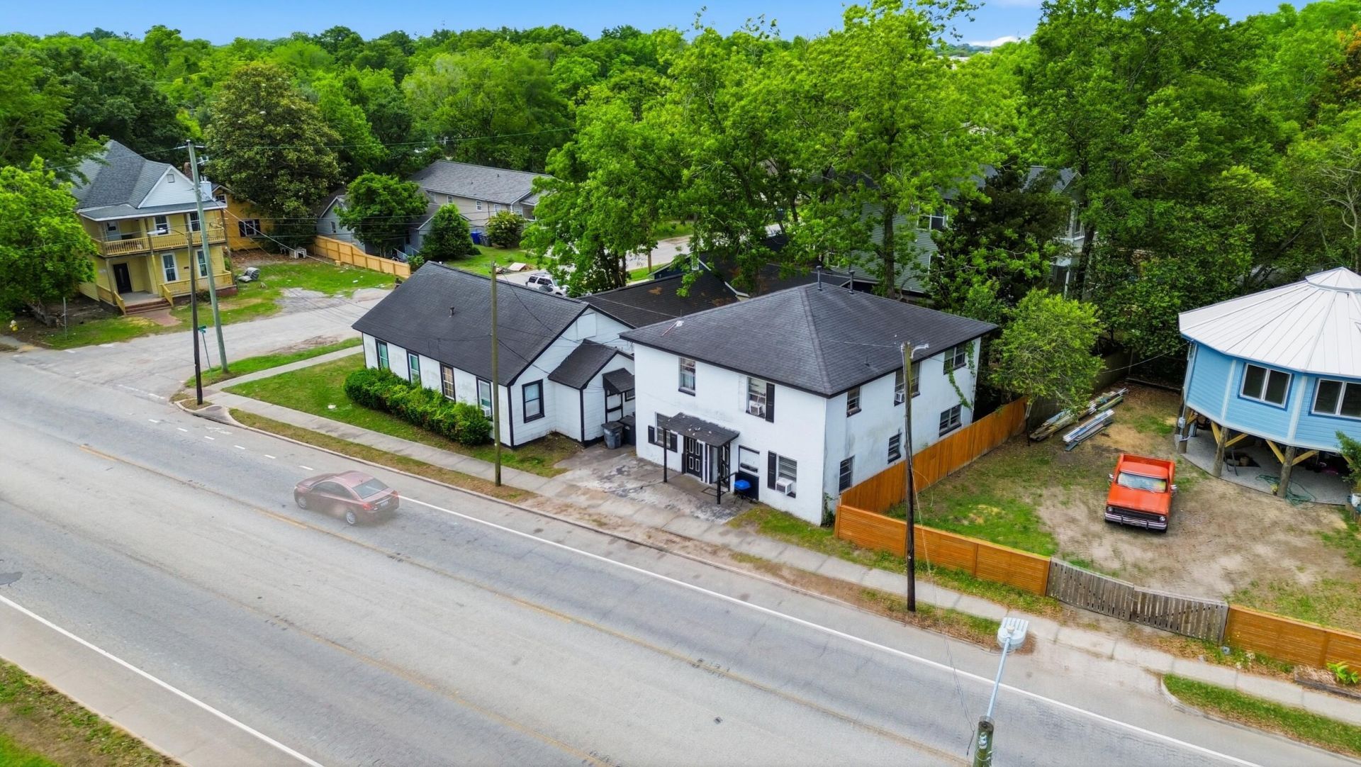 1902 Iris Street Photo 23