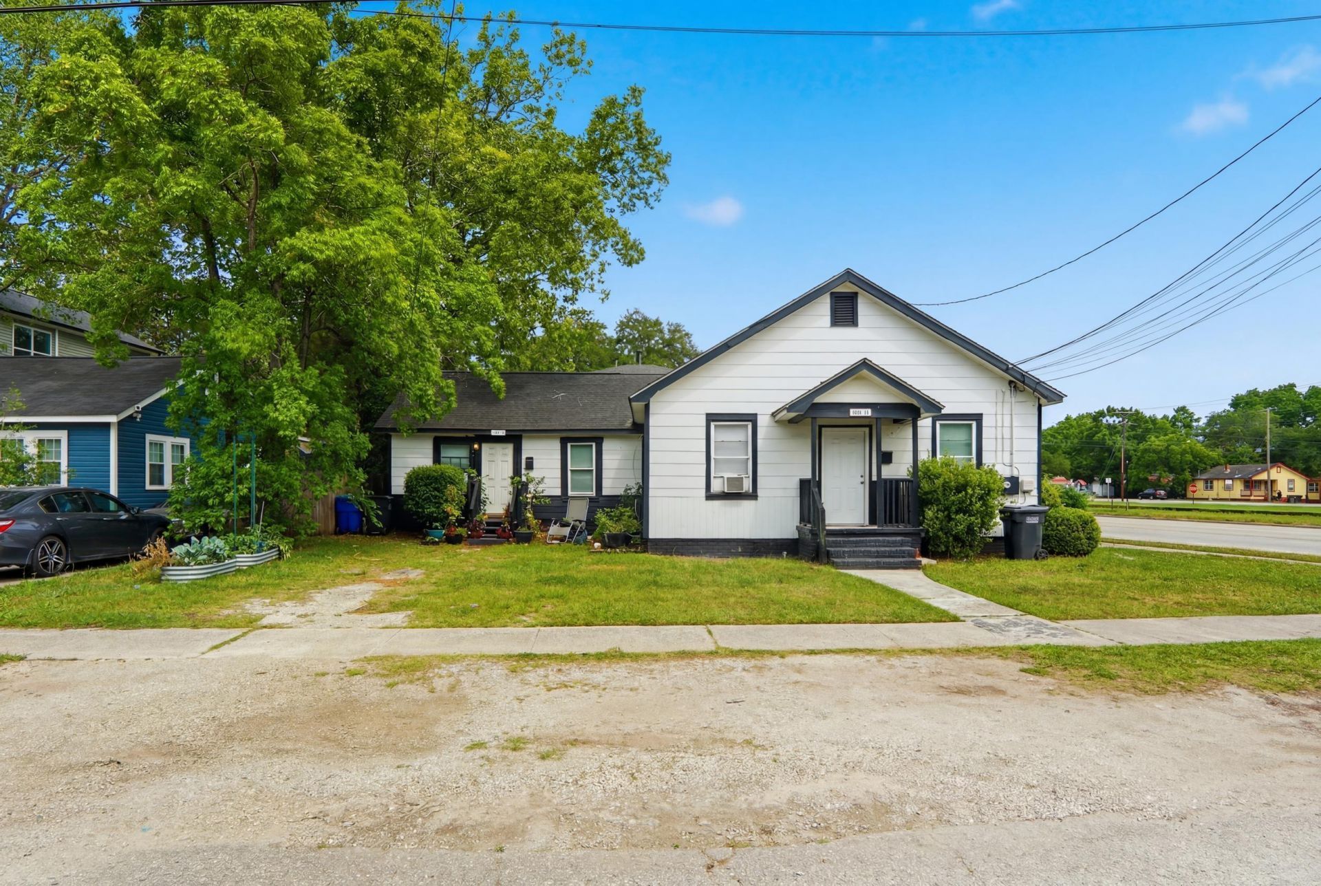 1902 Iris Street Photo 24