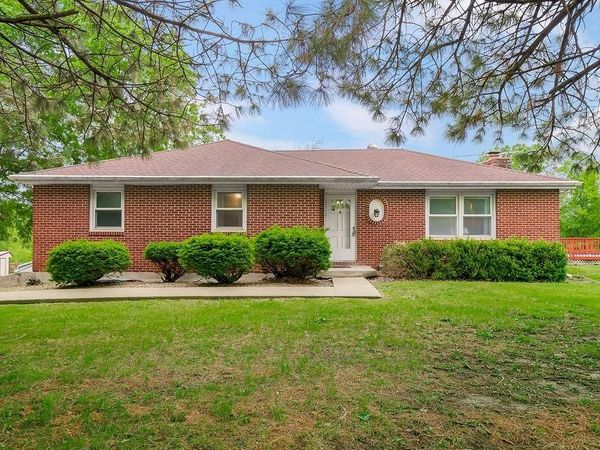 2526 Tri County Line Road, Lathrop, MO 64465