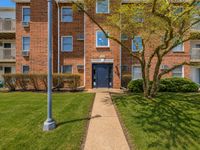 1332 Cunat Court, Lake in the Hills, IL 60156 primary photo