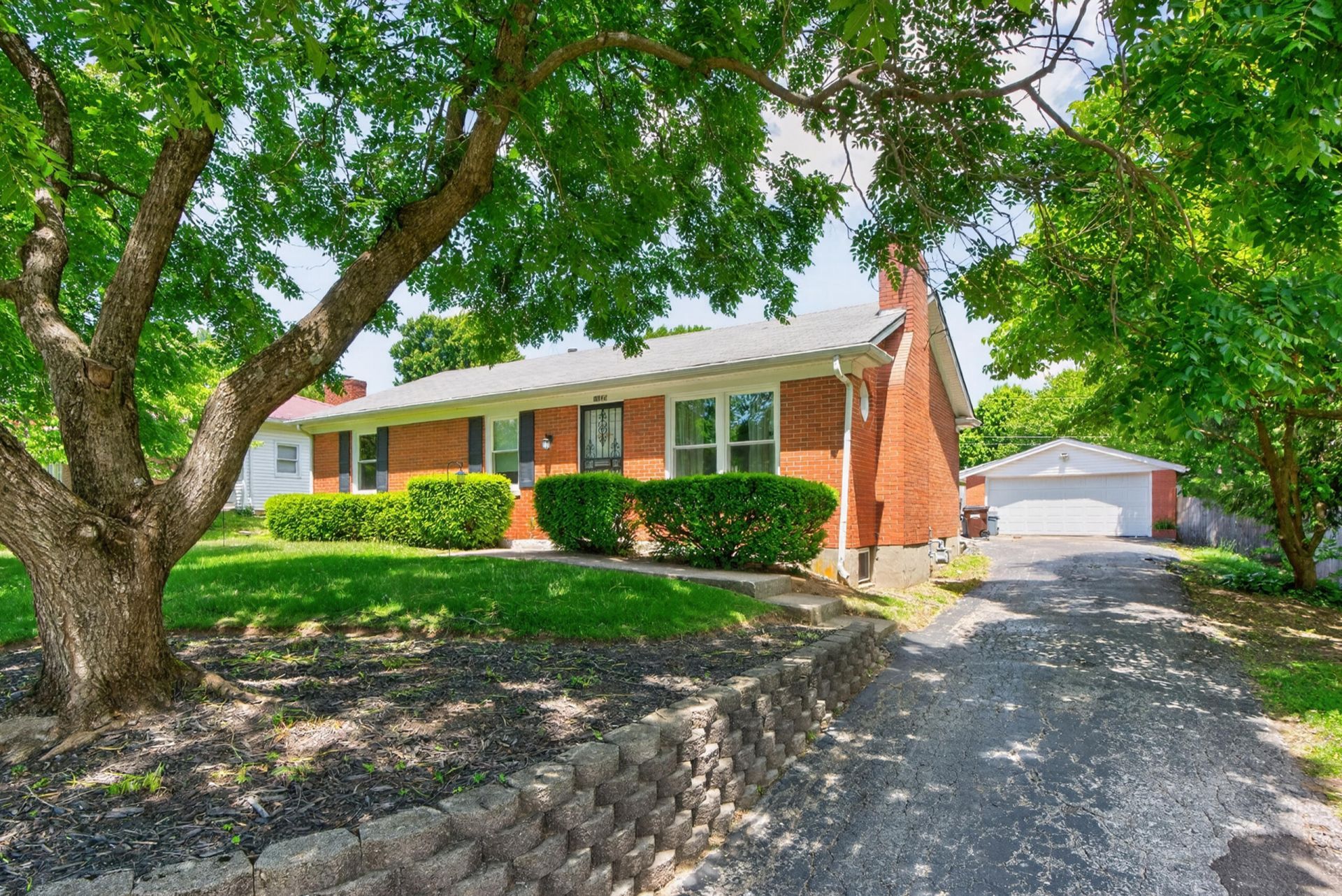 1109 Meridian Drive, Lexington, KY 40504 Main Photo