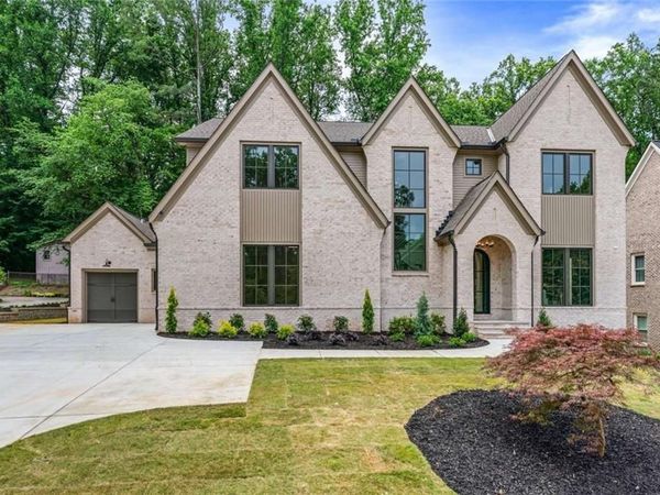 1865 Winchester Trail , Atlanta, GA 30341