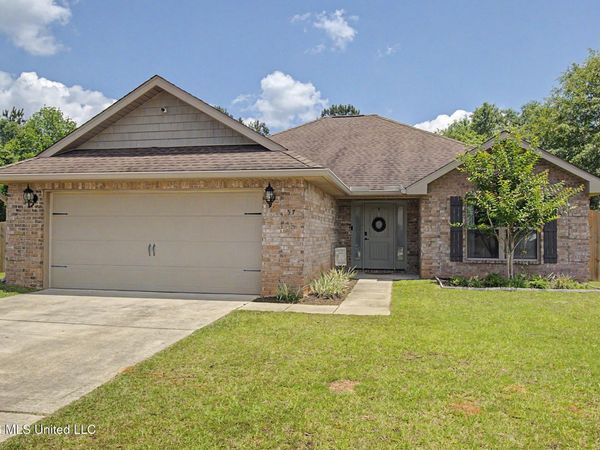 57 Summit View Drive, Perkinston, MS 39573