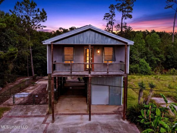 43 Fiber Street, Bay Saint Louis, MS 39520