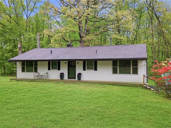 5452 W Webb Road , Youngstown, OH 44515