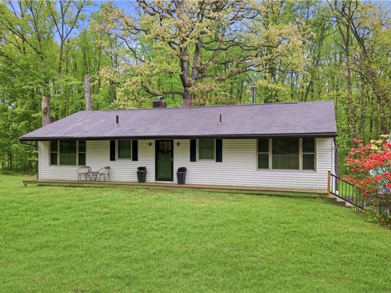 5452 W Webb Road, Youngstown, OH 44515 Photo 1