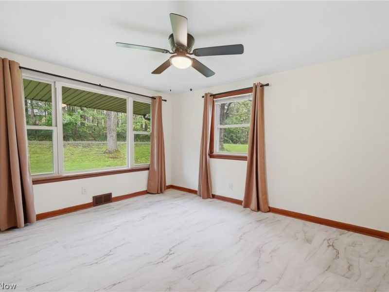 5452 W Webb Road, Youngstown, OH 44515 Photo 17