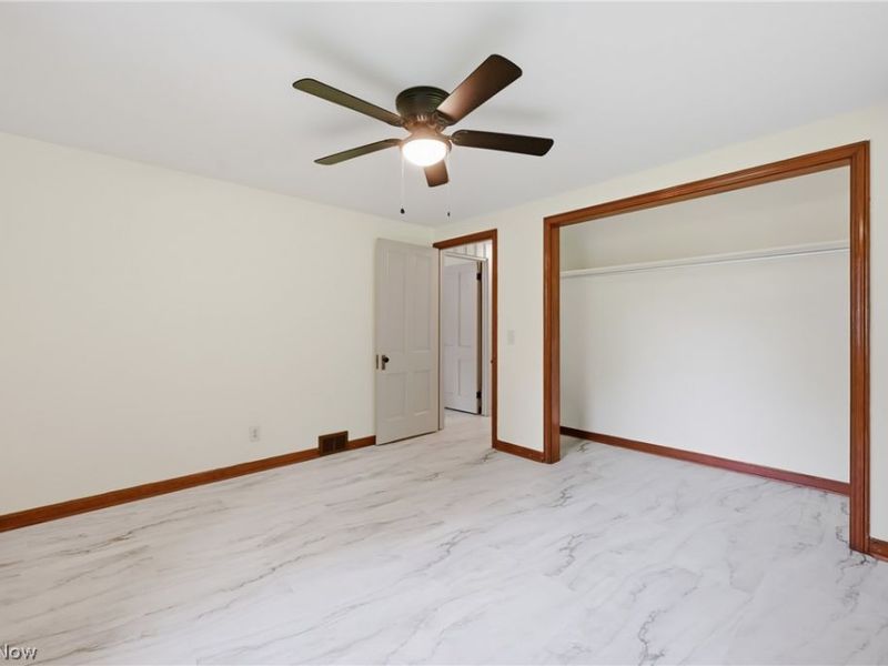 5452 W Webb Road, Youngstown, OH 44515 Photo 18