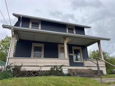 1713 Regal Avenue NE, Canton, OH 44705