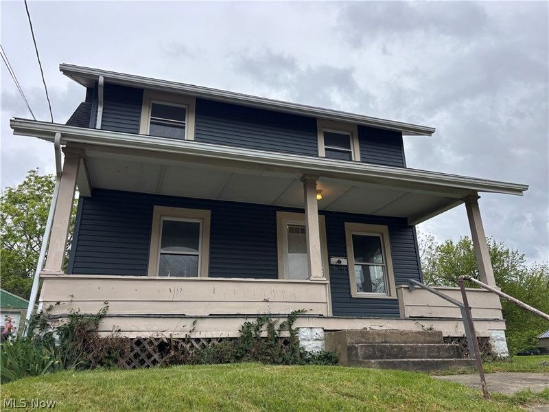 1713 Regal Avenue NE, Canton, OH 44705 Photo 1