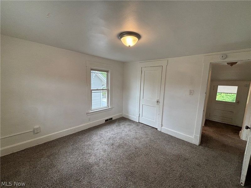1713 Regal Avenue NE, Canton, OH 44705 Photo 5