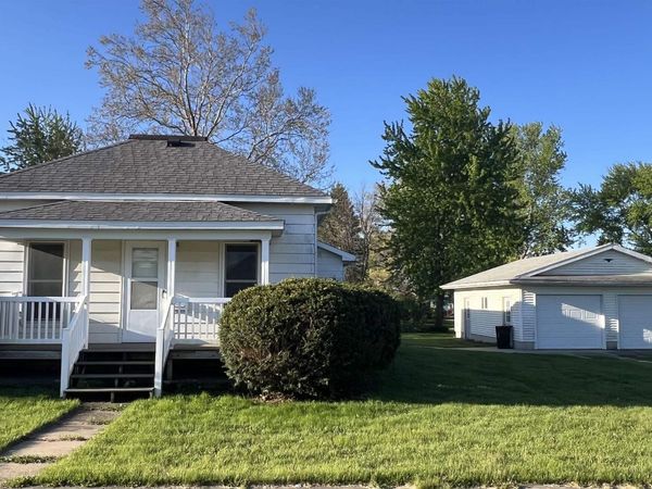 344 E Main Street, Hawkeye, IA 52147