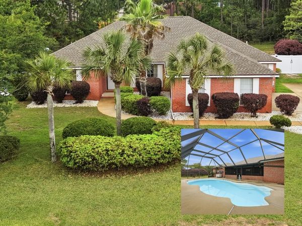 7154 Riverview Street, Navarre, FL 32566