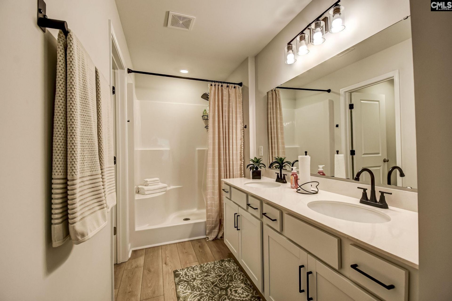 421 Nutsedge Court  Photo 18