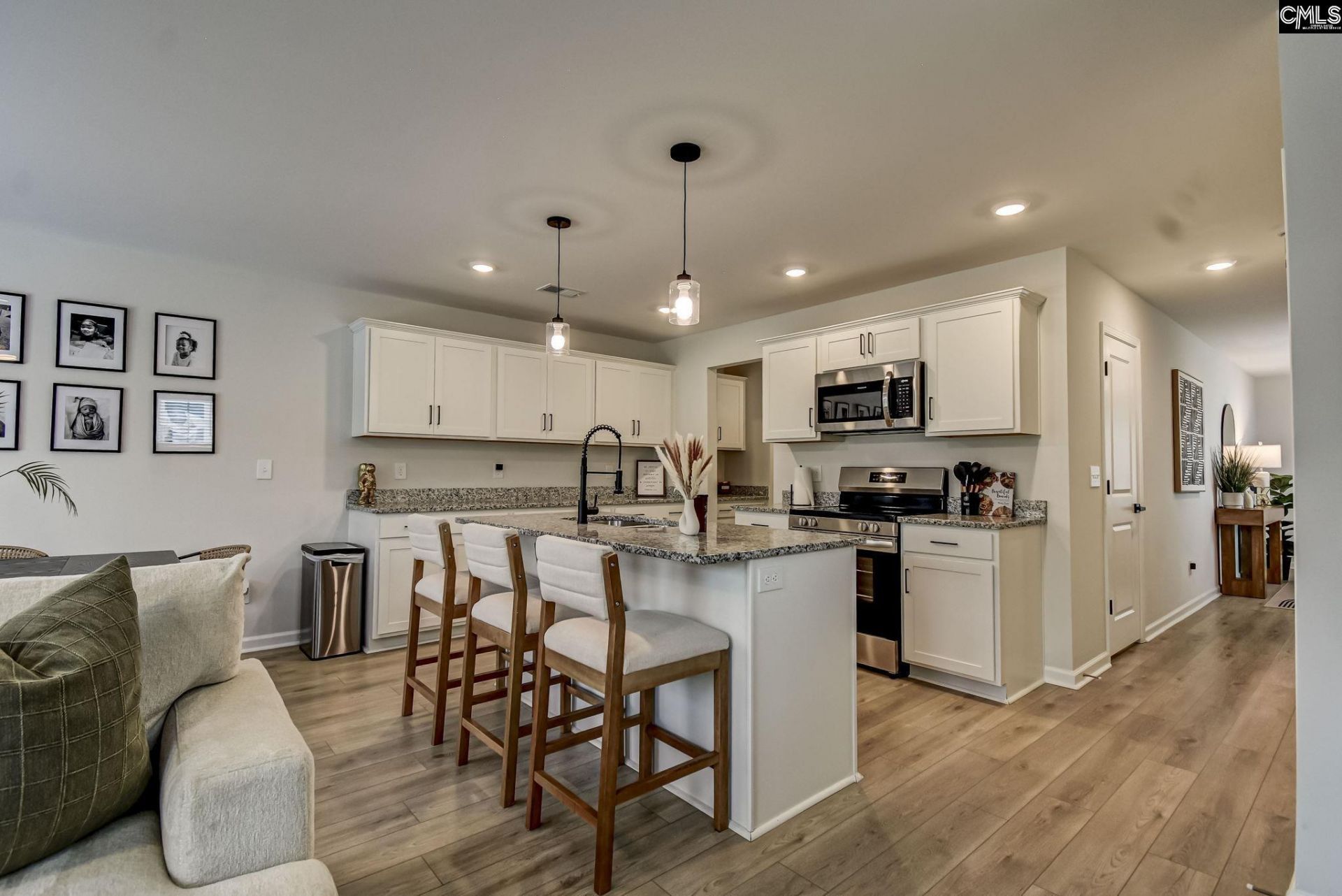 421 Nutsedge Court  Photo 9