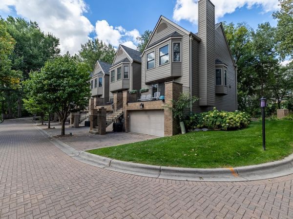 1641 Cedar Lake Parkway , Minneapolis, MN 55416