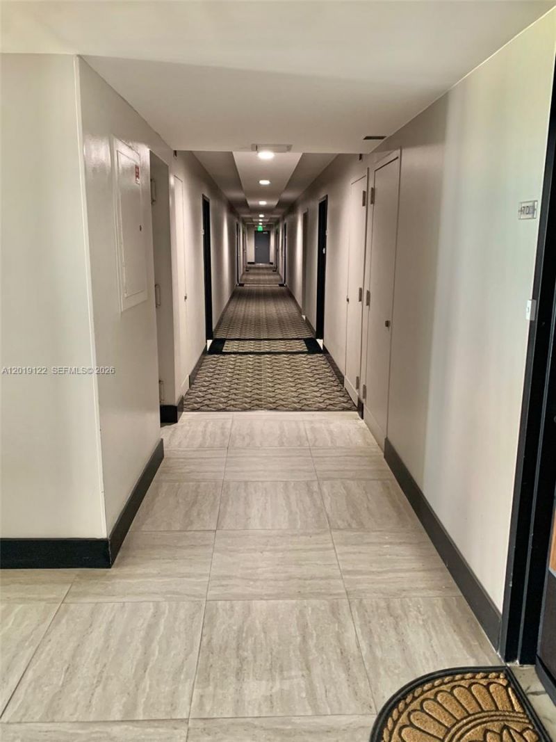 1500 S Ocean Dr , Unit 17E, Hollywood, FL 33019 Photo