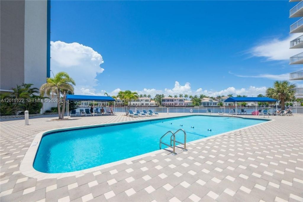 1500 S Ocean Dr , Unit 17E, Hollywood, FL 33019 Photo