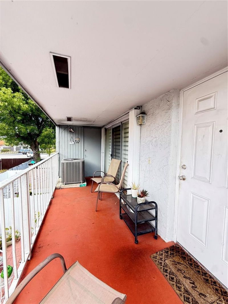 8480 SW 156th Pl , Unit 620, Miami, FL 33193 Photo