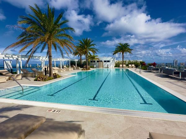 220 Lake Shore Drive, Unit 909, Lake Park, FL 33403