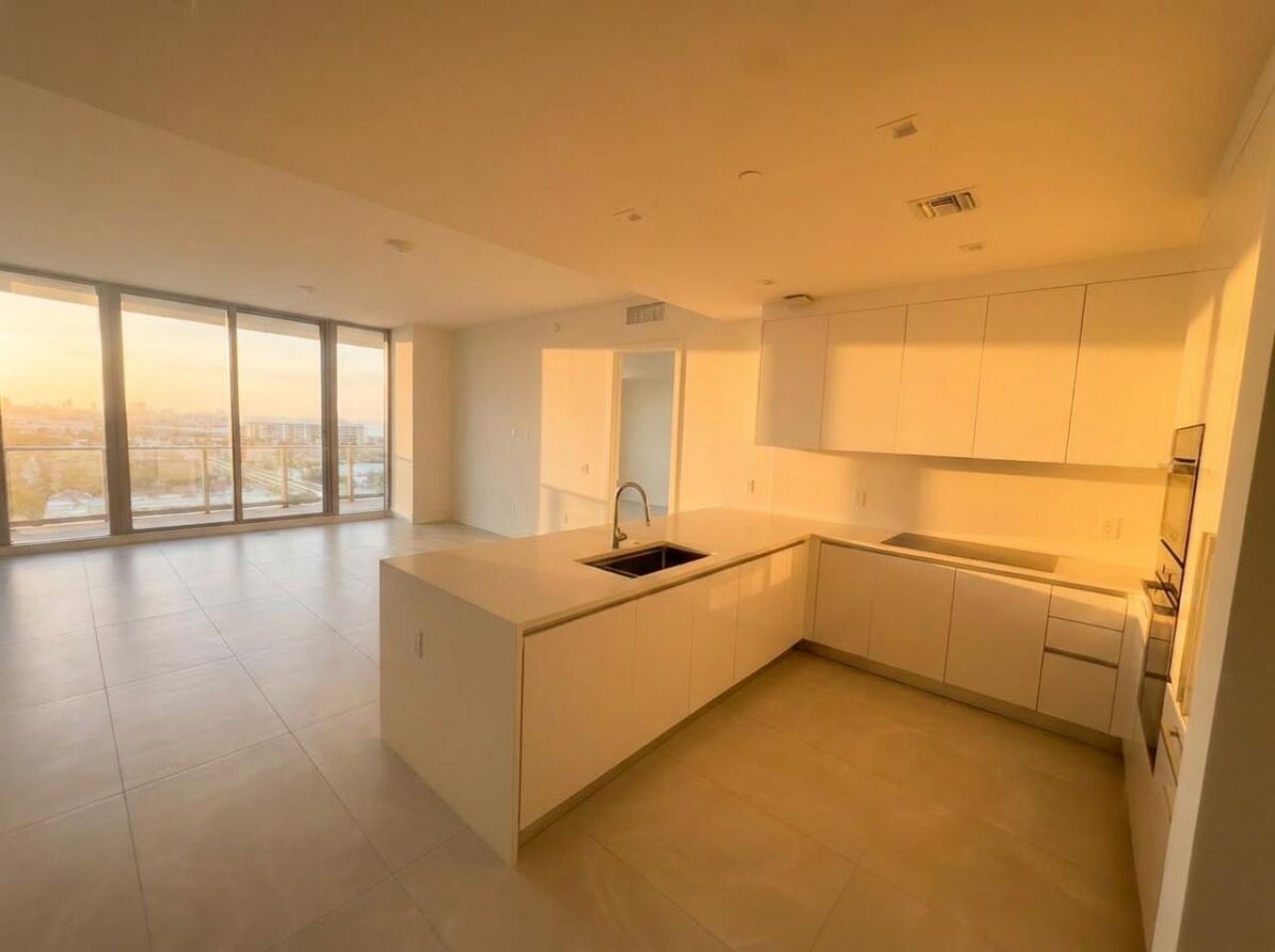 220 Lake Shore Drive, Unit 909, Lake Park, FL 33403 Photo