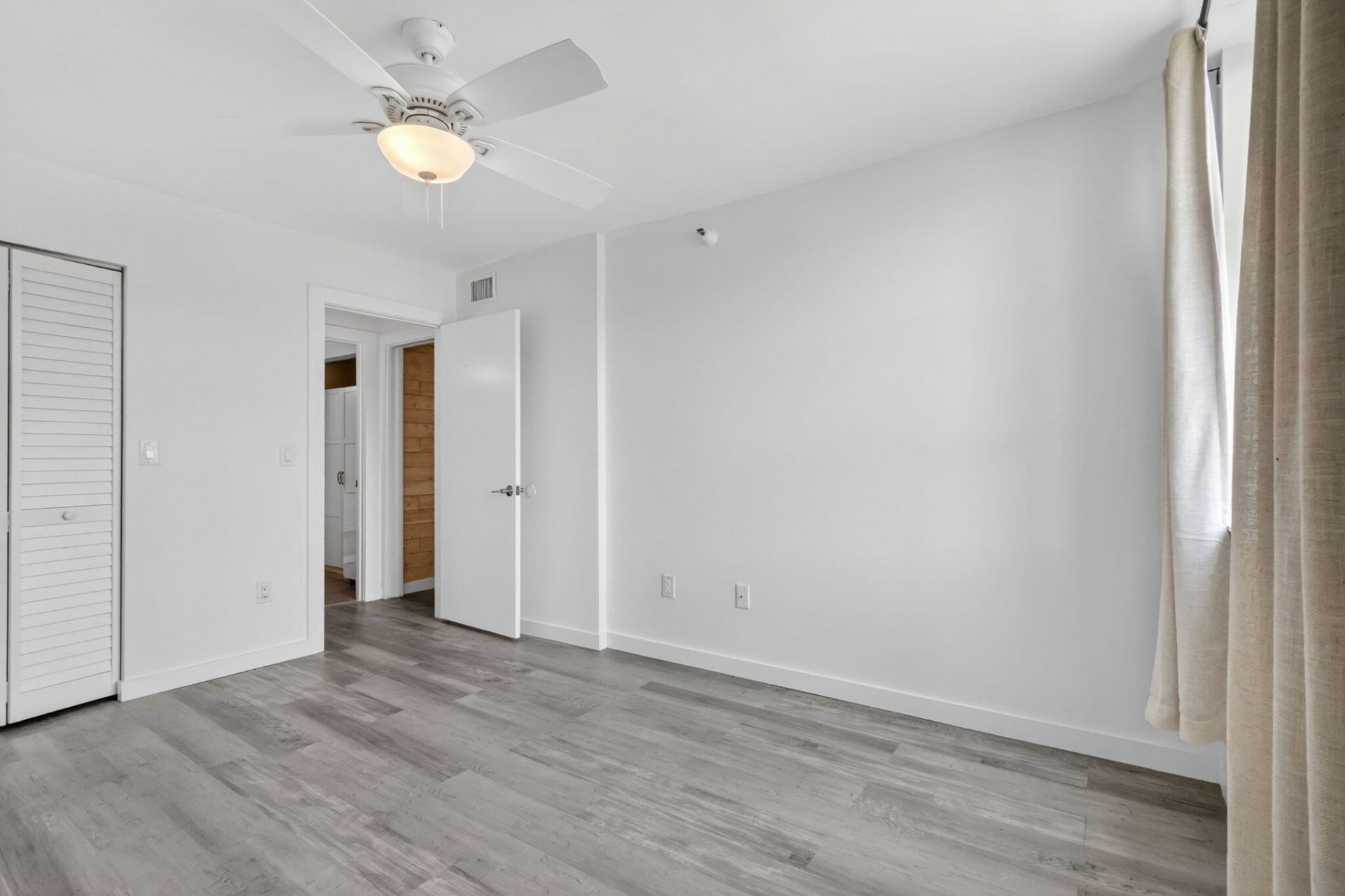 103 Yacht Club Way, Unit 205, Hypoluxo, FL 33462 Photo