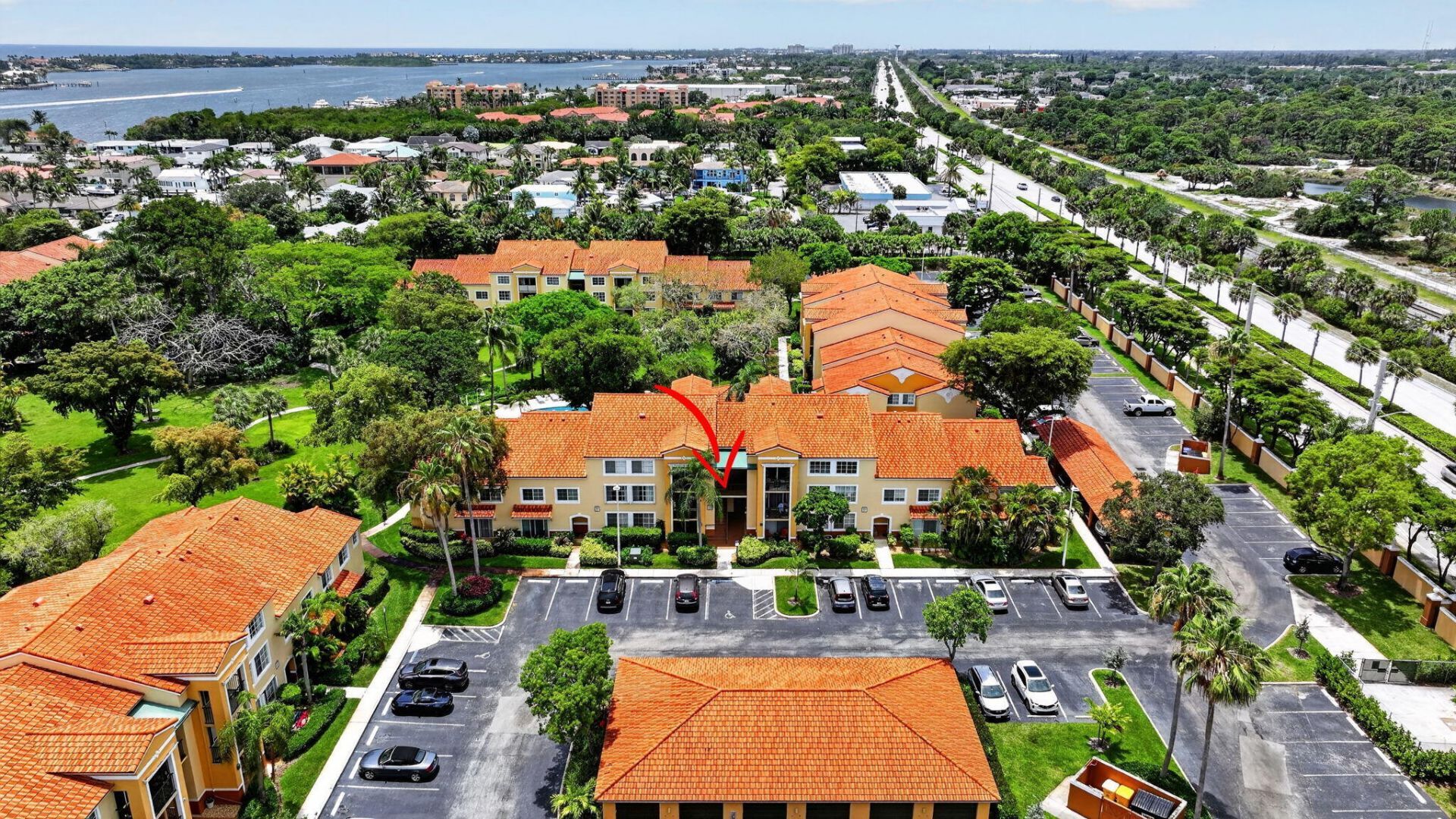 103 Yacht Club Way, Unit 205, Hypoluxo, FL 33462 Photo
