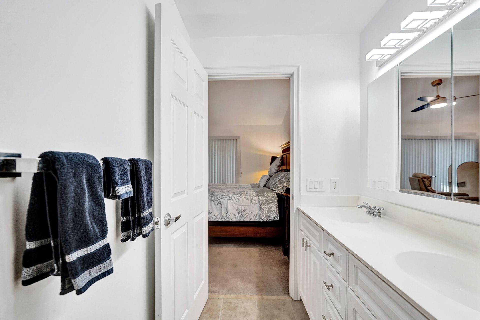 1743 NE 4th Avenue, Unit F4, Fort Lauderdale, FL 33305 Photo
