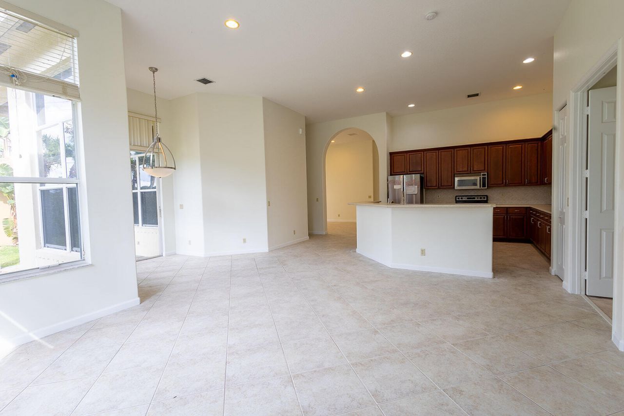 6428 Garden Court, West Palm Beach, FL 33411 Photo