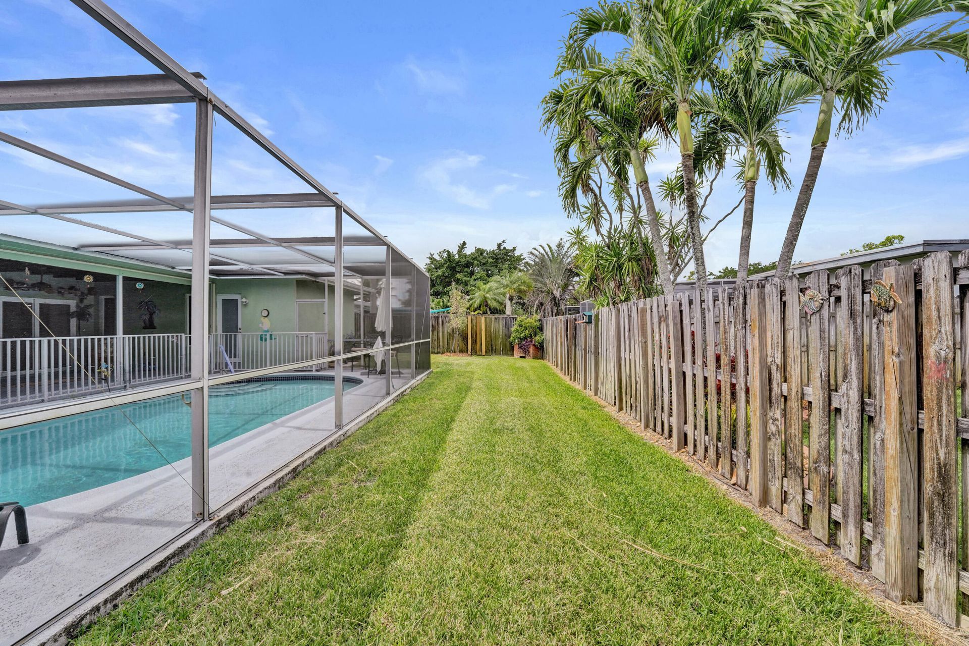 1710 NW 111th Terrace, Pembroke Pines, FL 33026 Photo