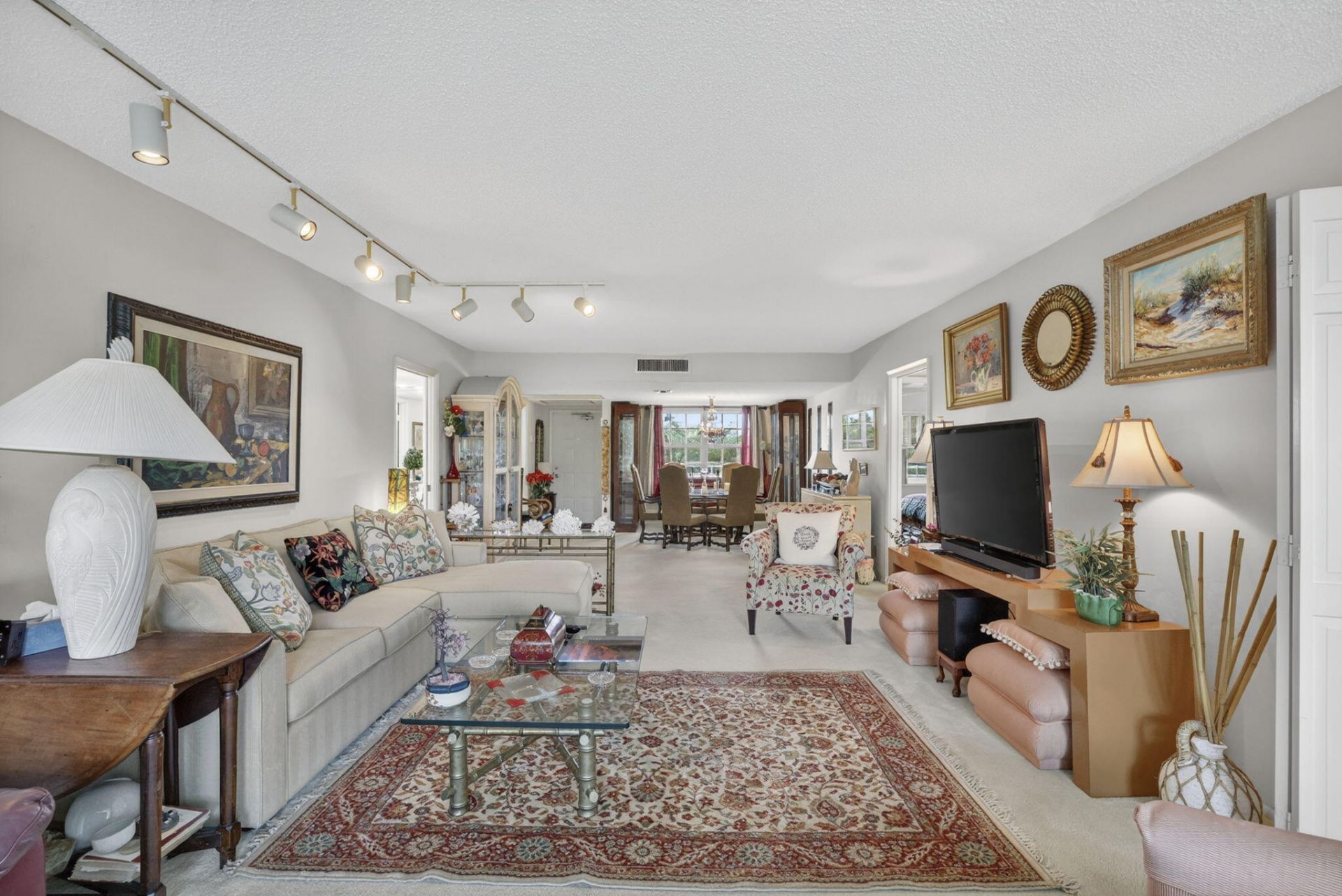 3900 Oaks Clubhouse Drive, Unit 410, Pompano Beach, FL 33069 Photo