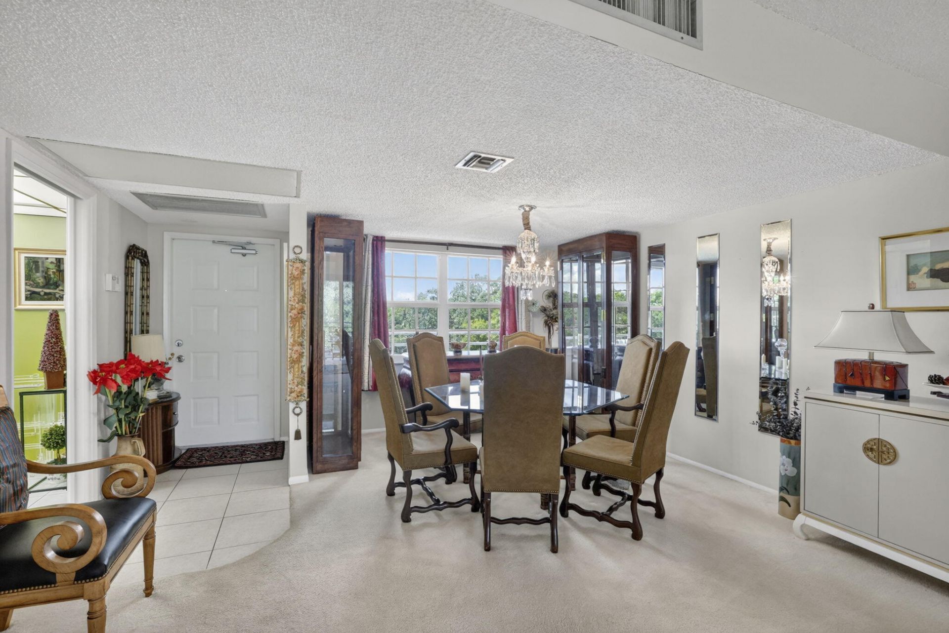 3900 Oaks Clubhouse Drive, Unit 410, Pompano Beach, FL 33069 Photo