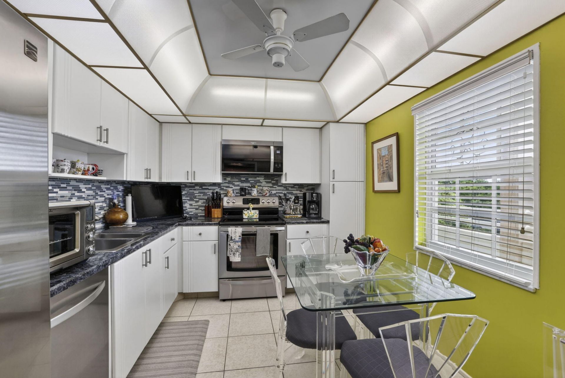 3900 Oaks Clubhouse Drive, Unit 410, Pompano Beach, FL 33069 Photo