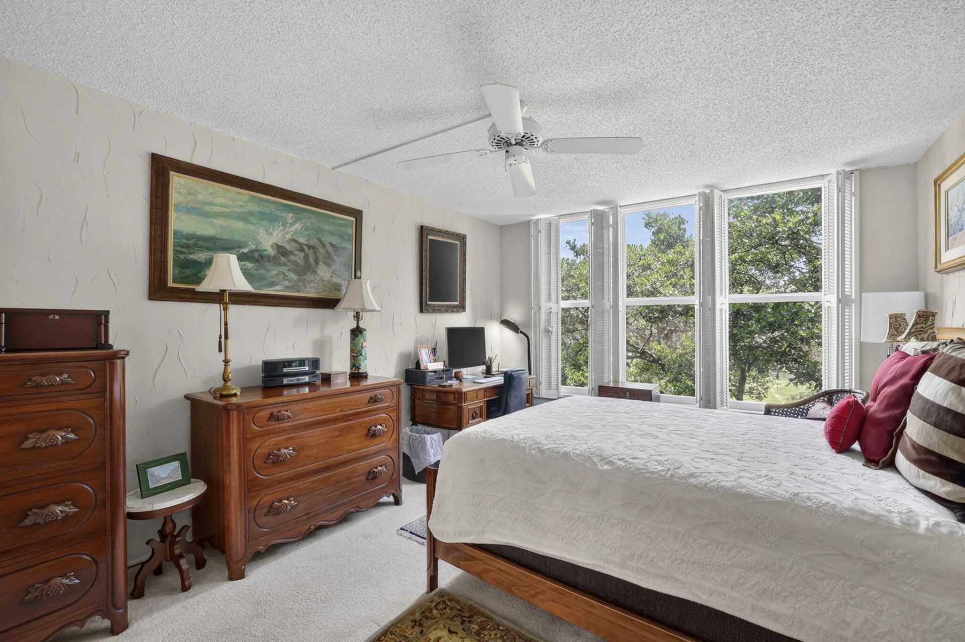 3900 Oaks Clubhouse Drive, Unit 410, Pompano Beach, FL 33069 Photo