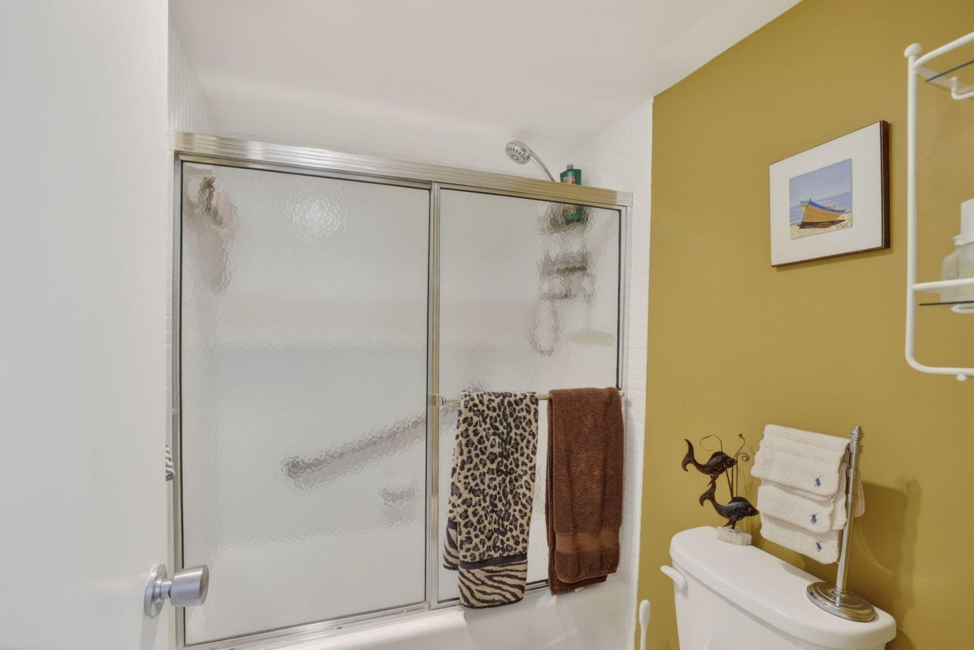 3900 Oaks Clubhouse Drive, Unit 410, Pompano Beach, FL 33069 Photo